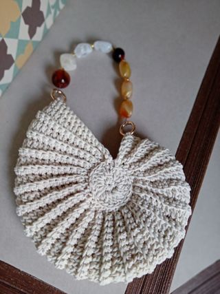 Bolso crochet caracol beige