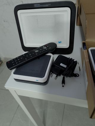 Router Smart Wifi 6 + Descodificador UHD Movistar