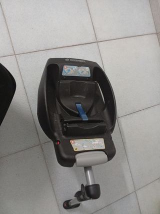 Maxi-Cosi + adaptador Isofix