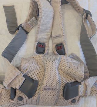 BabyBjörn One Air Malla 3D Rosa  Mochila Portabebé