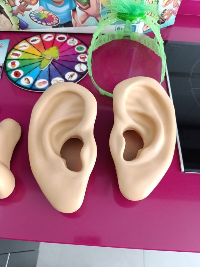 Juego Augusto Disgusto Mauricio orificio