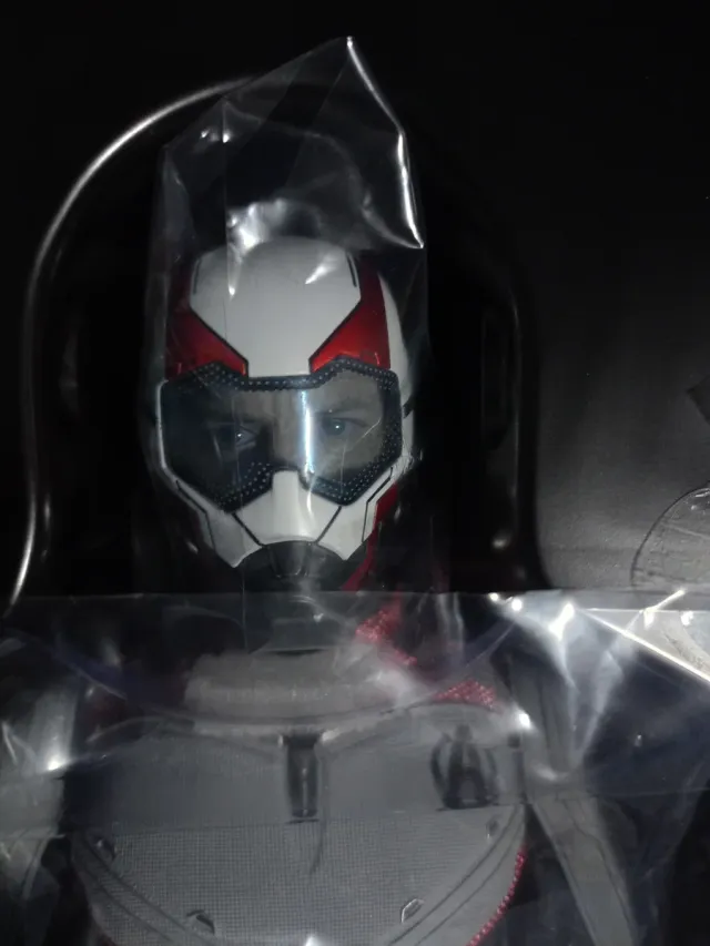 Hot Toys Tony Stark Team Suit
LEER DESCRIPCIÓN