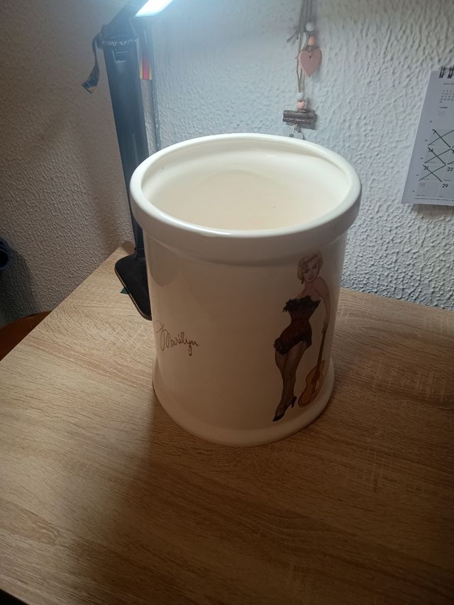 Papelera cerámica vintage