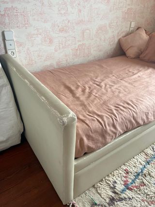 Cama nido beige con tapizado