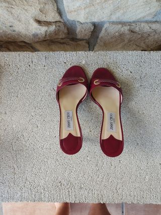 Zapatos Jimmy Choo Londres tacón rojo.