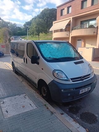 Opel Vivaro 2004