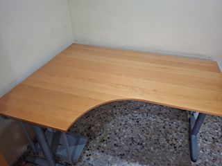 Escritorio esquinero IKEA