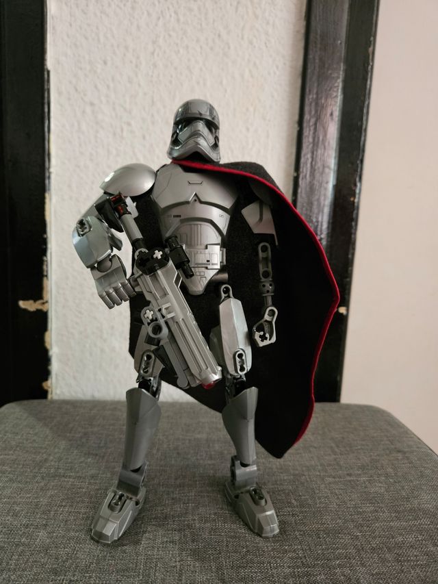 Lego Star Wars 75118 Capitana Phasma