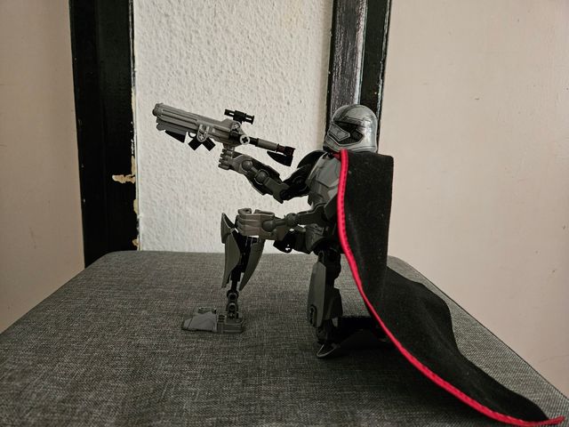 Lego Star Wars 75118 Capitana Phasma