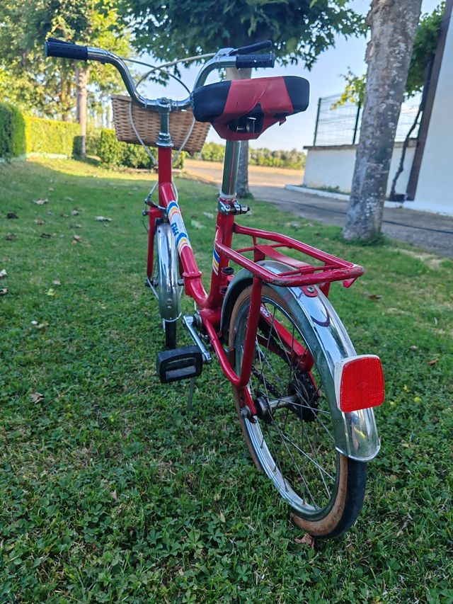 Bicicleta BH clásica roja infantil