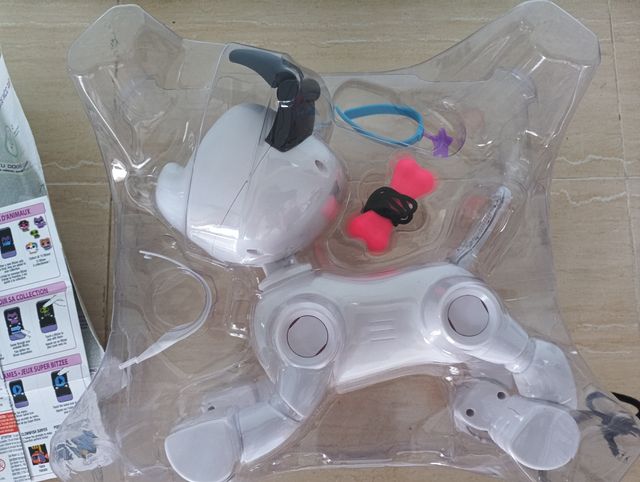 Perro robot sin estrenar