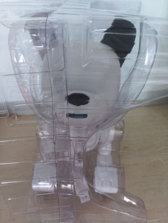 Perro robot sin estrenar