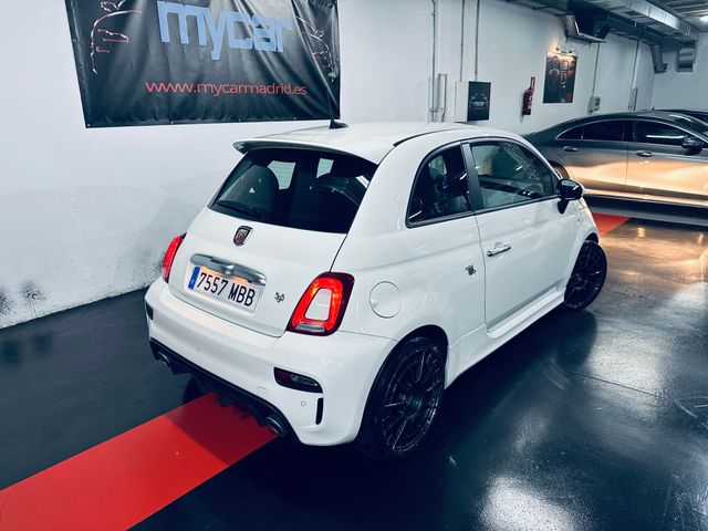 Abarth 595 2022