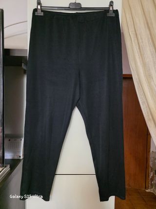 Pantalón negro elástico mujer