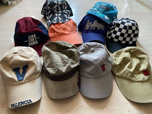 10 Gorras Variadas