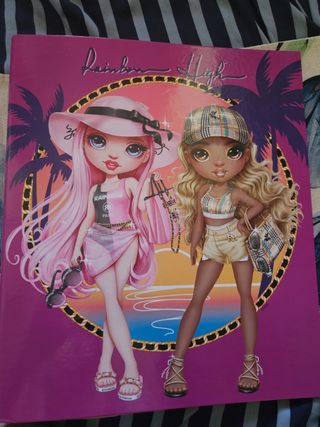Rainbow High: cartella ad anelli