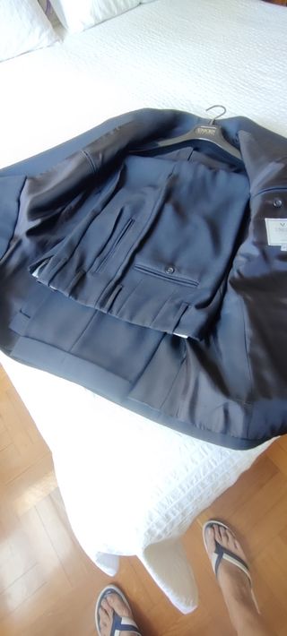 Traje Unigen Negro - L / 42-44 / 52-54