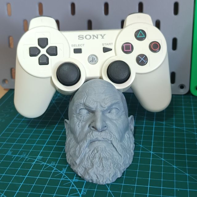 Soporte Kratos - PS4/PS5/PS4/RETROID POCKET/ R36H/