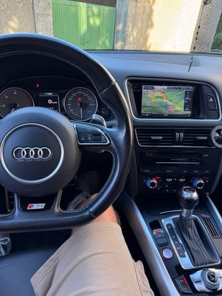 Audi SQ5 2015