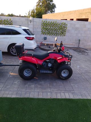 Quad Kymco 150cc + Remolque