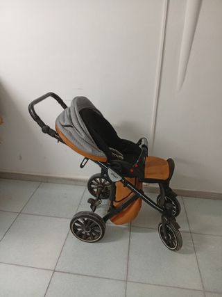 Carro Bebé Anex con capazo