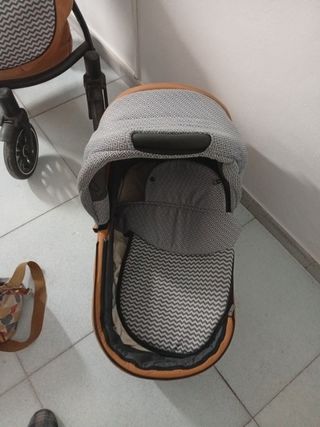 Carro Bebé Anex con capazo