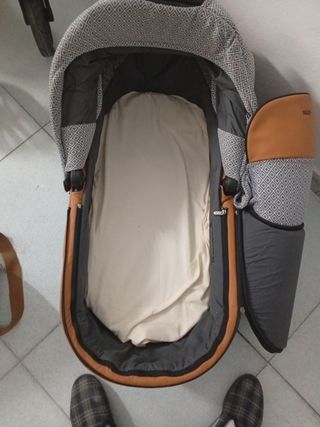 Carro Bebé Anex con capazo
