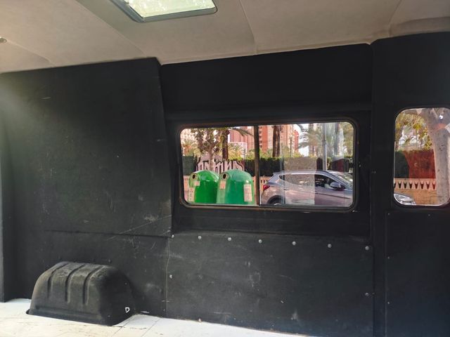 Vendo furgoneta . Año 2000