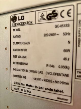 Mini nevera LG GC-051SS.