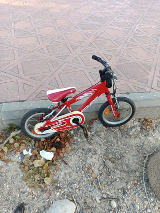 Bicicleta niño 12" roja