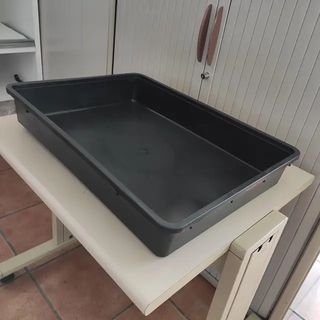 Carros metálicos con 68 bandejas