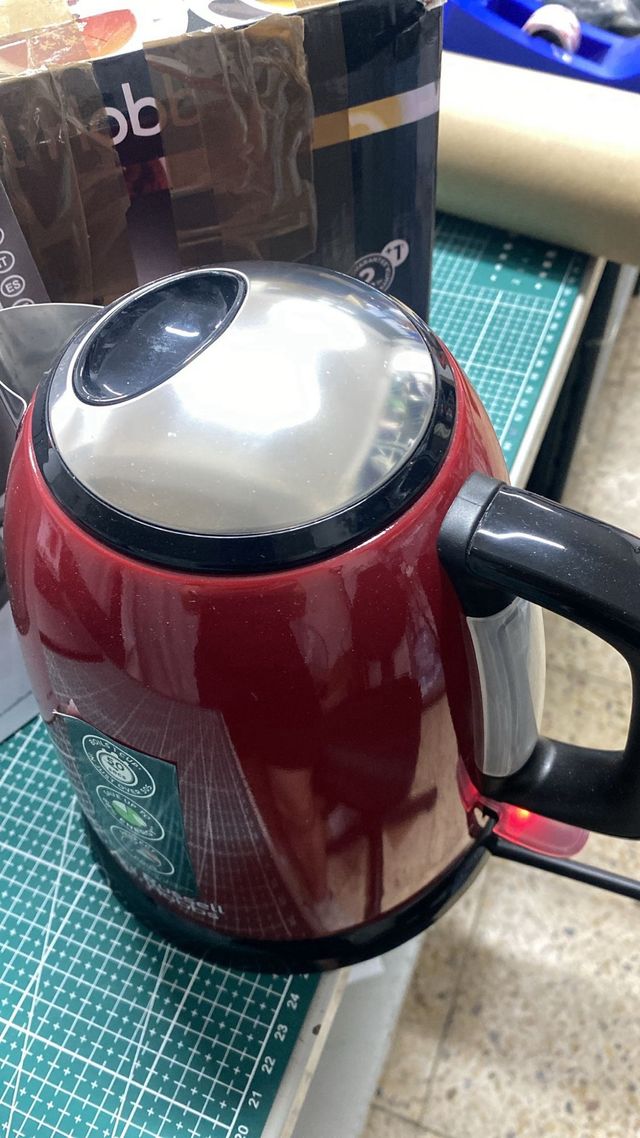 Hervidor Russell Hobbs Colours - 1litro - 2400 W