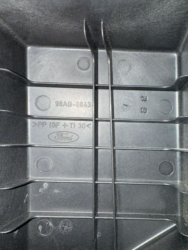 Tapa filtro aire Ford Focus