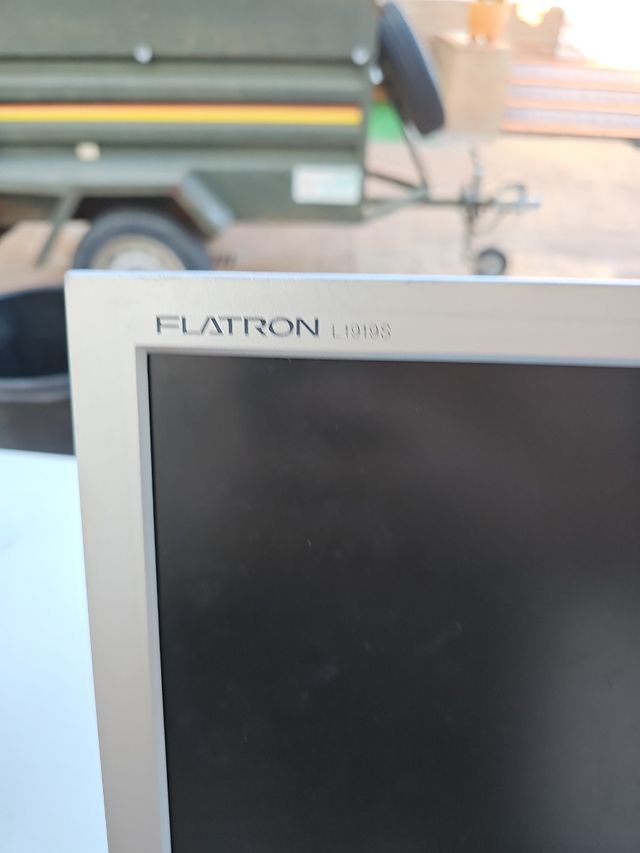 Monitor LG Flatron L1915S