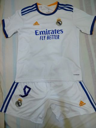 Equipación Real Madrid Benzema 9