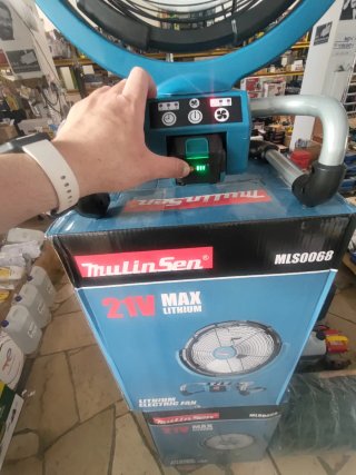 Ventilatore a Batteria con due batterie ottime