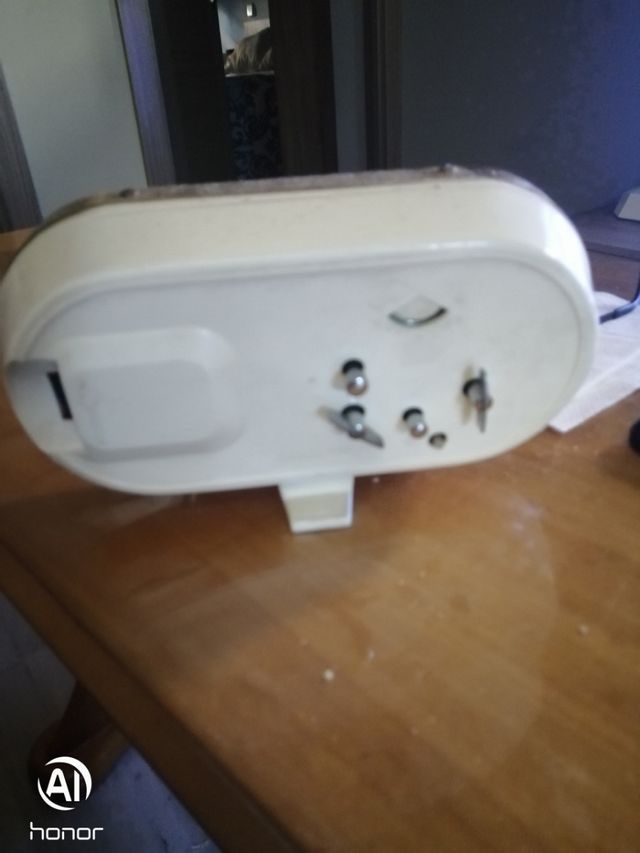 Sveglia antica con calendario