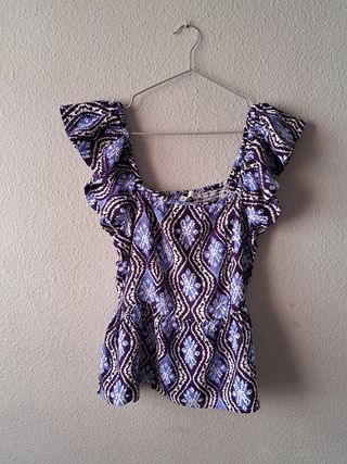 Blusa Sfera azul y morada estampada