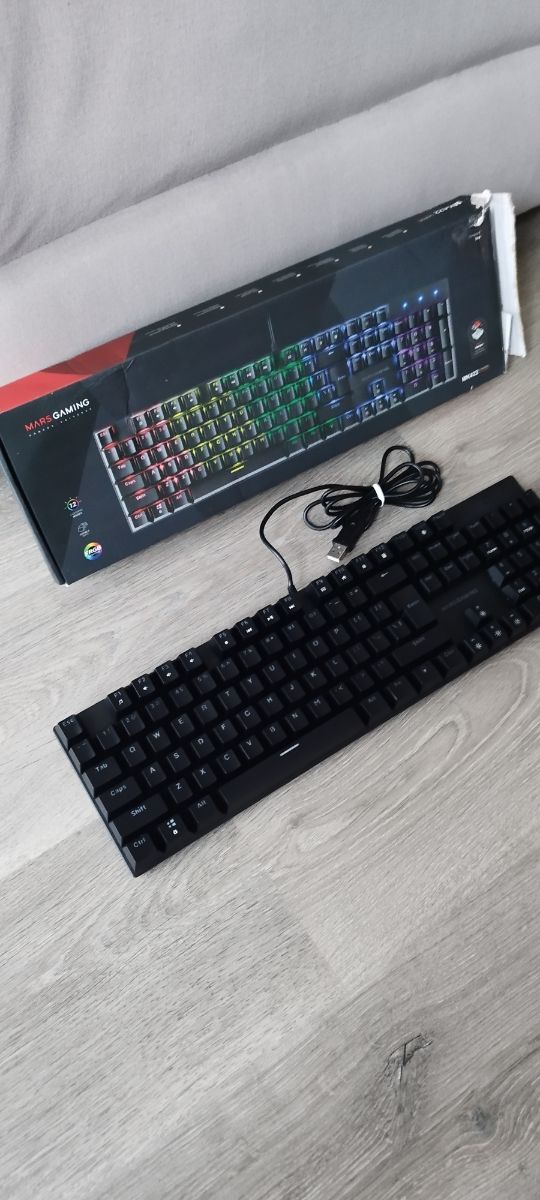 Mars Gaming MK422, Teclado Gaming Mecánico RGB.