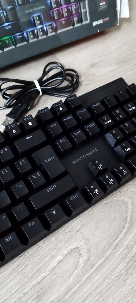 Mars Gaming MK422, Teclado Gaming Mecánico RGB.