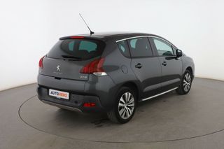 Peugeot 3008 1.6 Blue-HDi Style