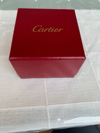 Caja Cartier roja para anillo