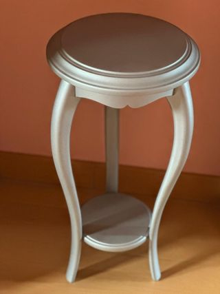 Mesita auxiliar vintage plata
