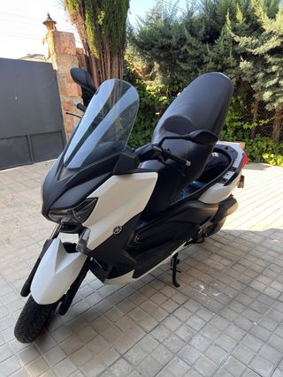 Yamaha XMAX 125 - Scooter