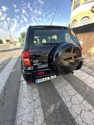 Toyota RAV4 2004