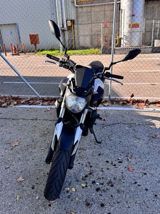 Yamaha MT-07 (2015) Limitada A2