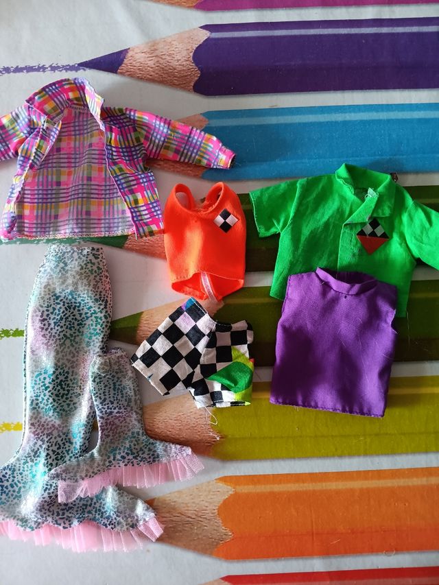4 Vestidos Muñeca Barbie Vintage
