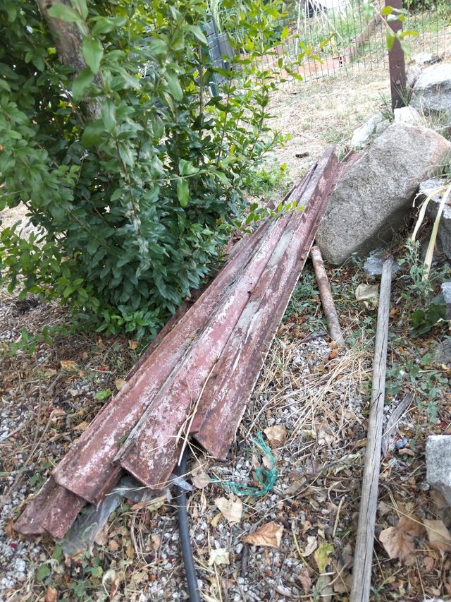 Vigas hierro oxidadas