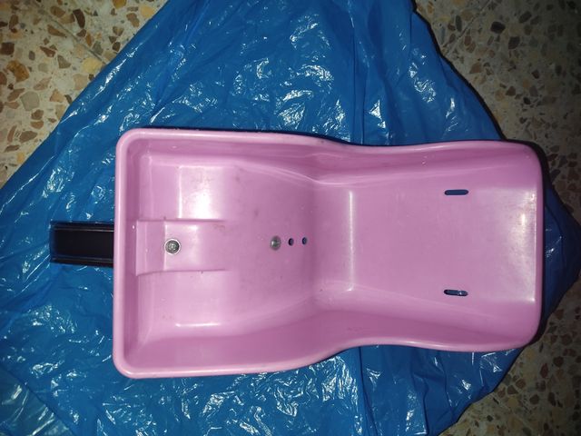 Sillín para muñecos niña rosa - Muñecas