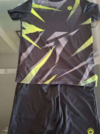 Conjunto deportivo J'hayber niño